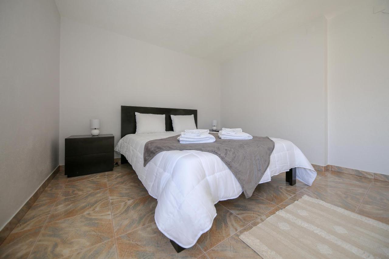 Moradia Marques Villa นาซาเร ภายนอก รูปภาพ